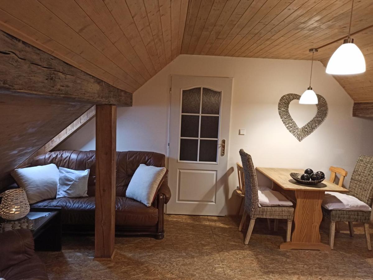 Apartmany Ziakova - Ubytovani Nove Hrady 111 Buitenkant foto